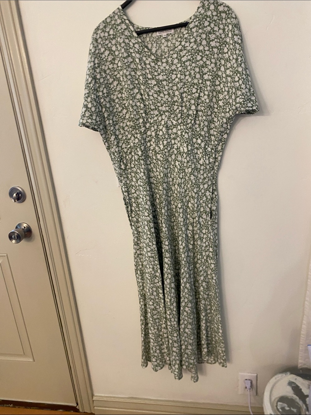 Light Green Floral Maxi Dress with V-Neck by Unknown Brand